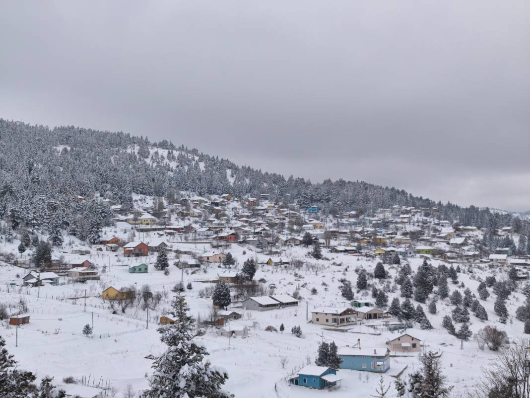 Konya’nın kar altındaki yaylası bir masal diyarına dönüştü 9